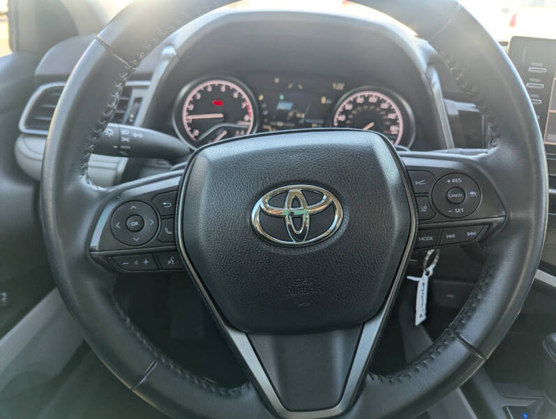 2022 Toyota Camry SE