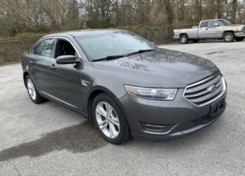 2016 Ford Taurus SEL