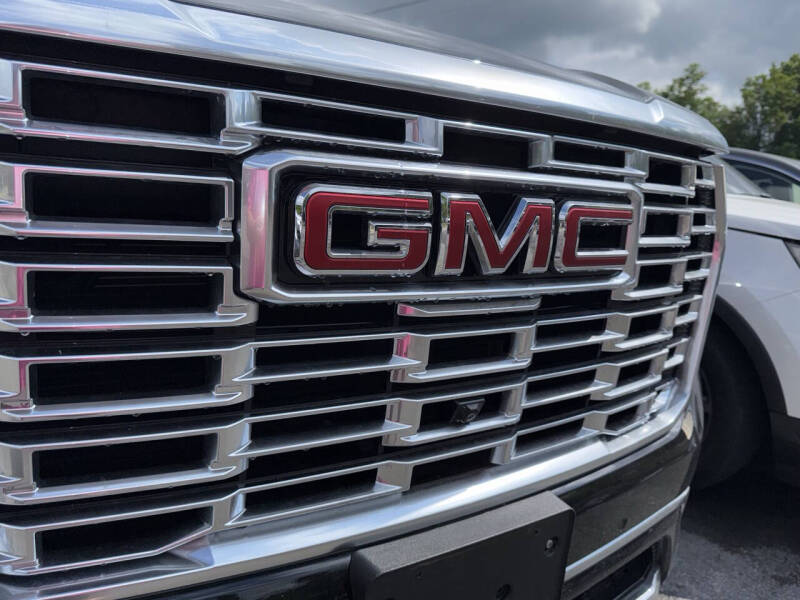 2025 GMC Yukon Denali