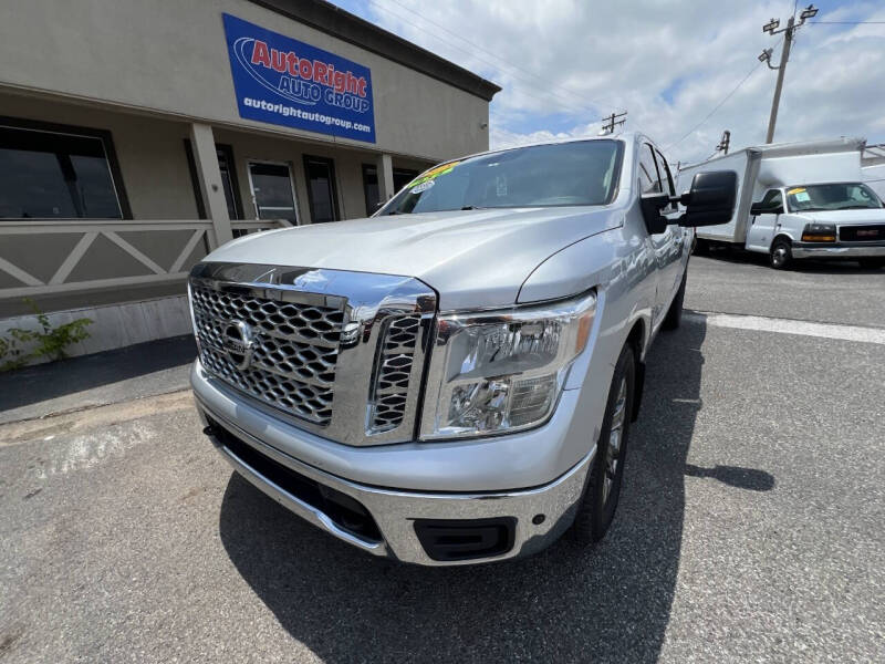 2018 Nissan Titan SV