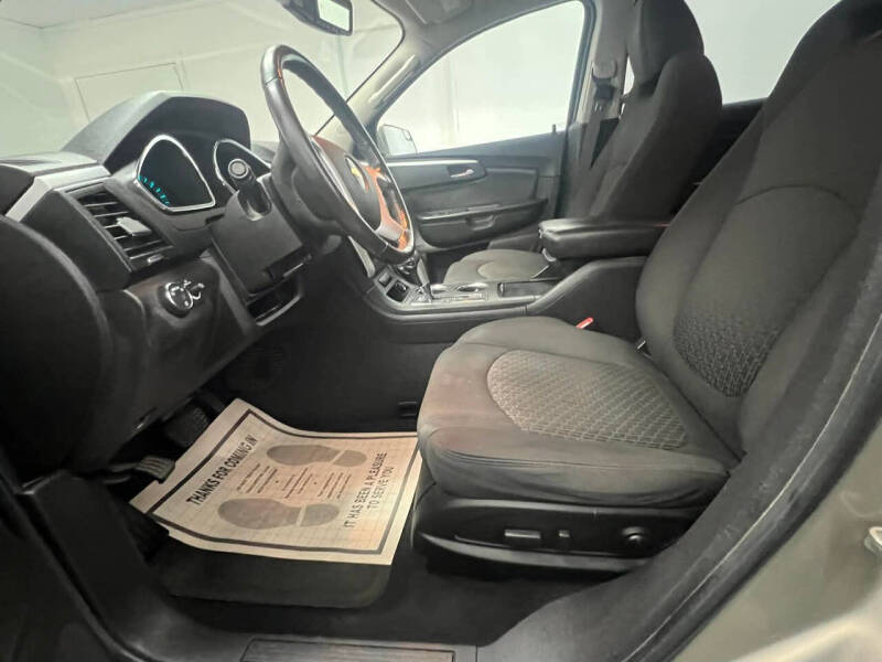 2011 Chevrolet Traverse LT