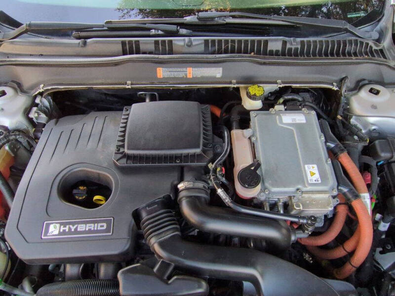 2017 Ford Fusion Hybrid SE