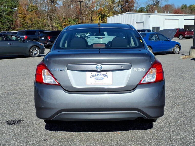 2017 Nissan Versa 1.6 S