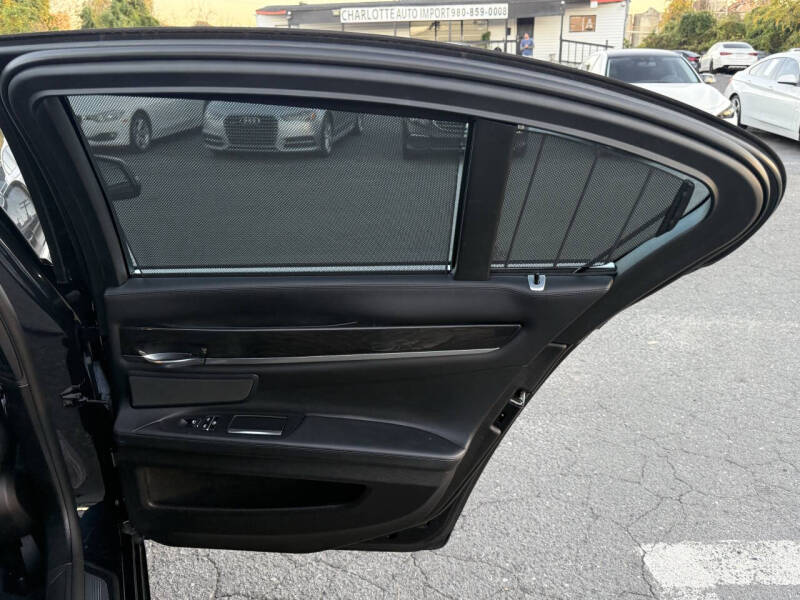 2015 BMW 7 Series 750i