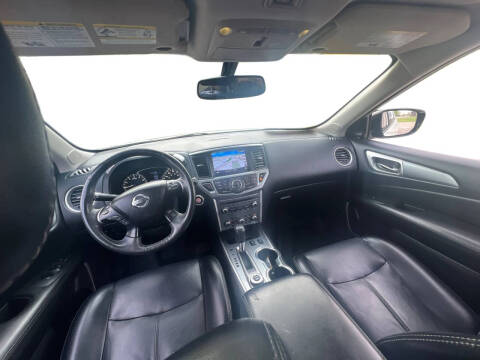 2017 Nissan Pathfinder