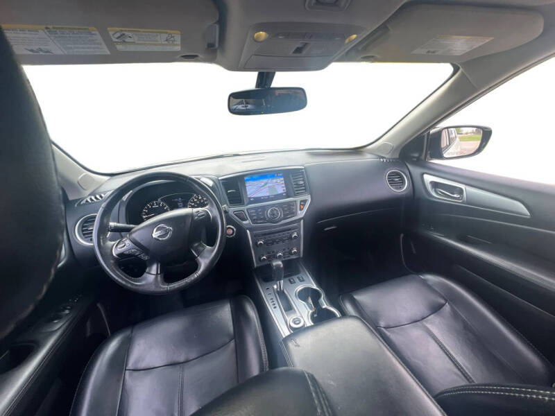 2017 Nissan Pathfinder