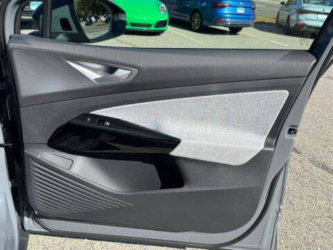 2025 Volkswagen ID.4 Pro