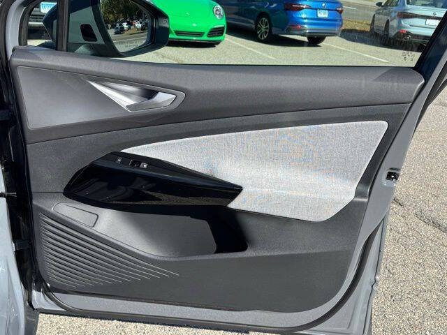 2025 Volkswagen ID.4 Pro