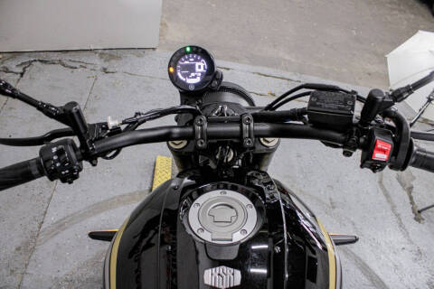 2023 Yamaha XSR700