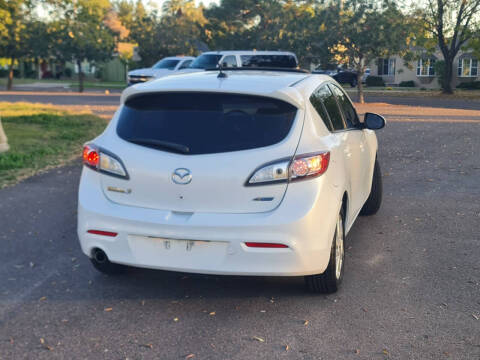 2013 Mazda MAZDA3 i Grand Touring