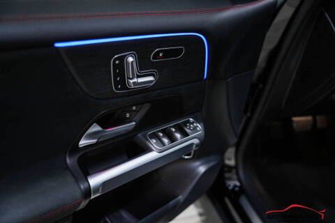 2023 Mercedes-Benz GLB GLB 250