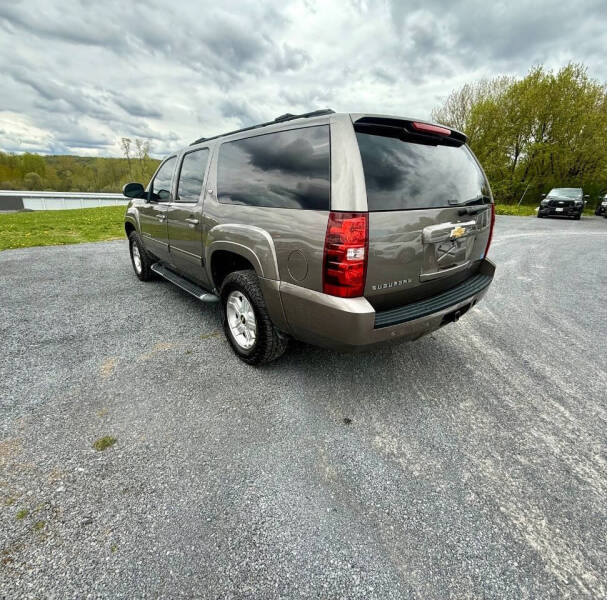 2013 Chevrolet Suburban LT