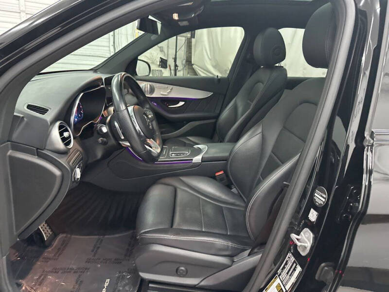 2021 Mercedes-Benz GLC GLC 300