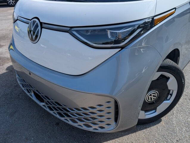 2025 Volkswagen ID. Buzz Pro S Plus