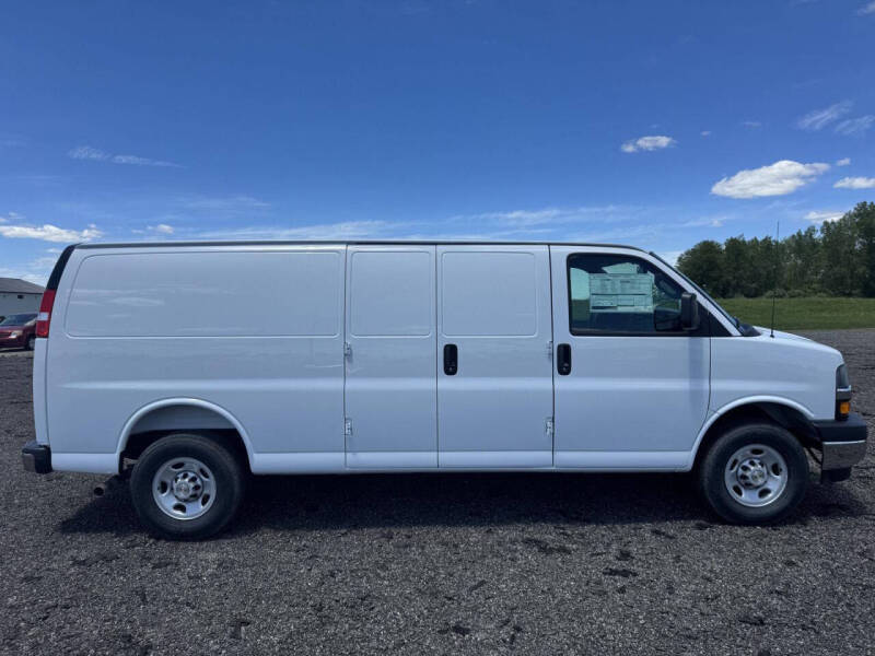 2026 Chevrolet Express 3500