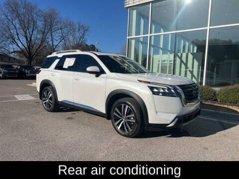 2025 Nissan Pathfinder Platinum