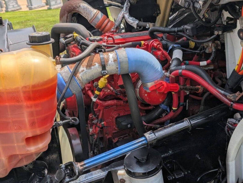 2018 International DuraStar 4300