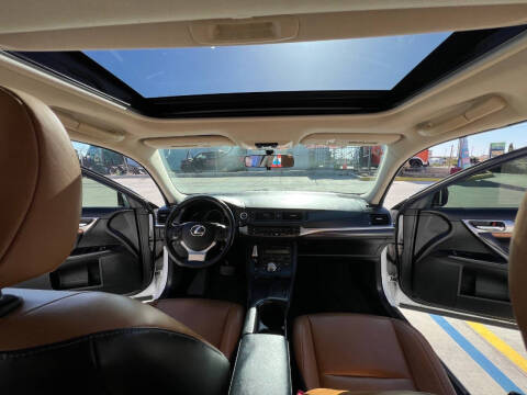 2014 Lexus CT 200h