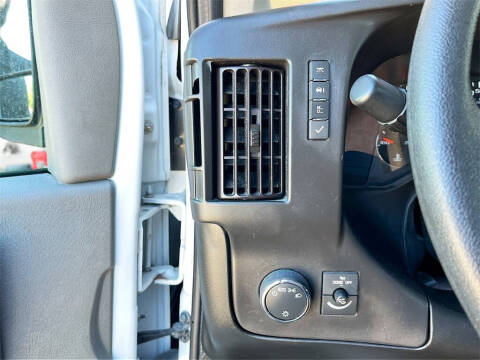 2022 Chevrolet Express 2500