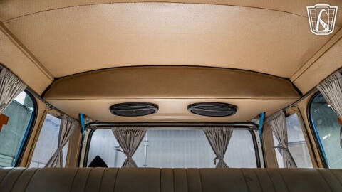 1977 Volkswagen Bus