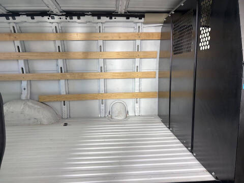 2024 GMC Savana 2500