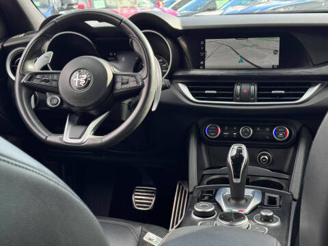 2022 Alfa Romeo Stelvio Sprint