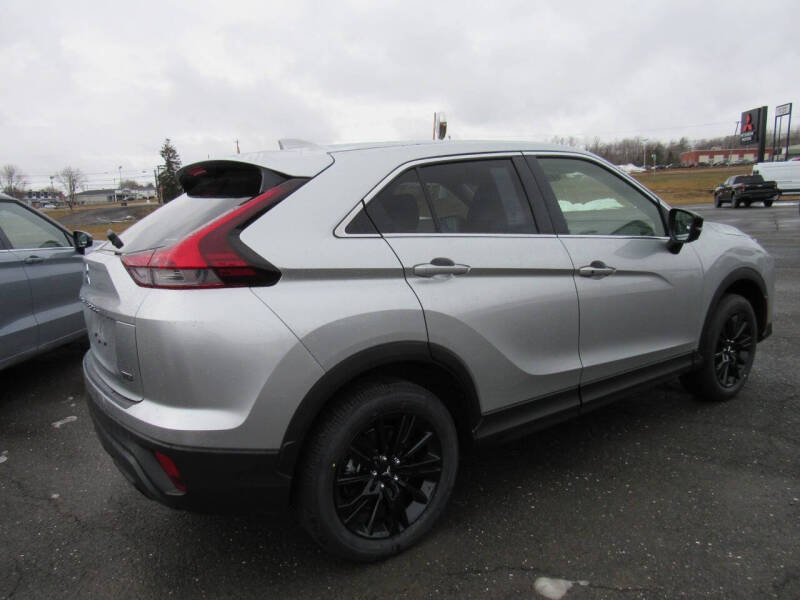 2025 Mitsubishi Eclipse Cross LE