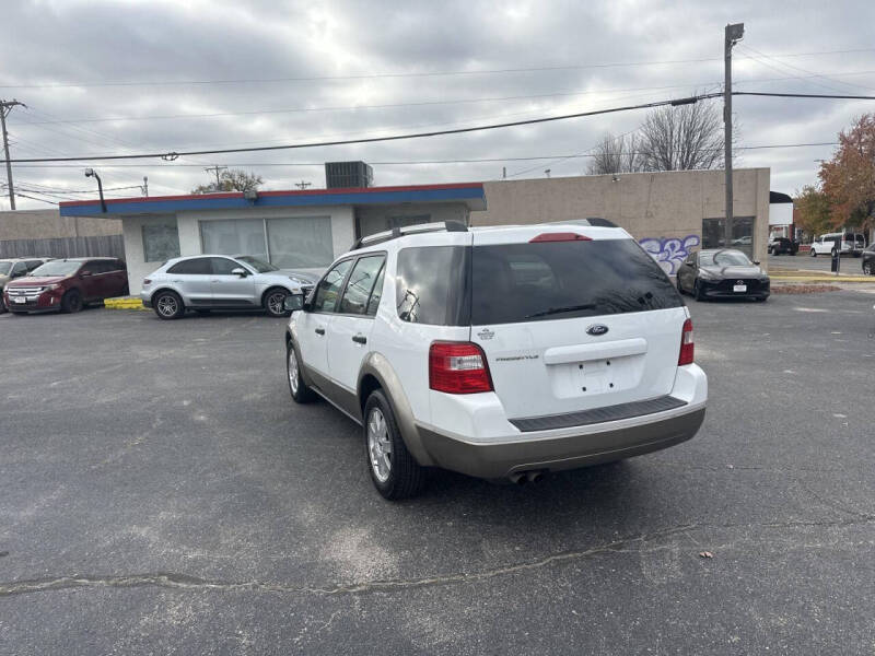 2006 Ford Freestyle SE