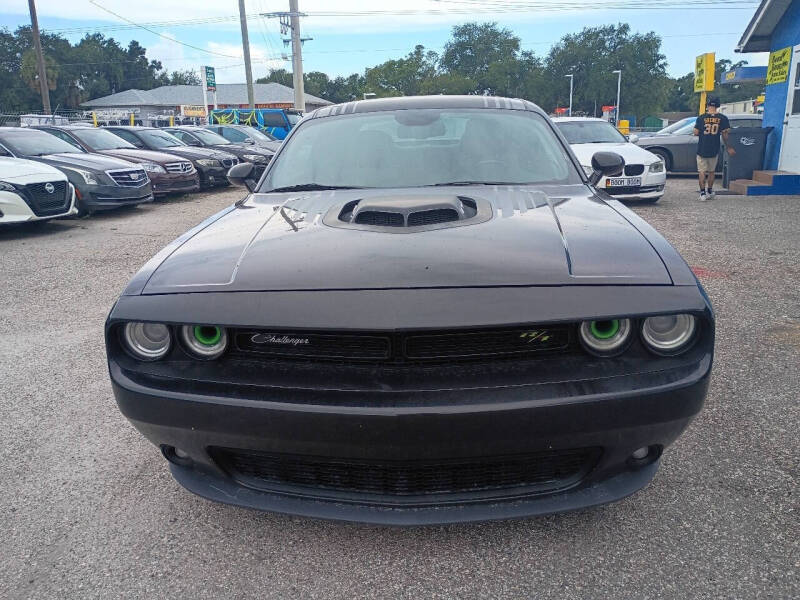 2016 Dodge Challenger R/T Shaker