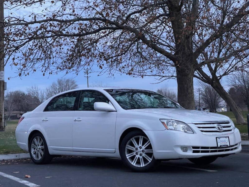 2006 Toyota Avalon for sale at LORENA'S AUTO SALES in Hermiston OR