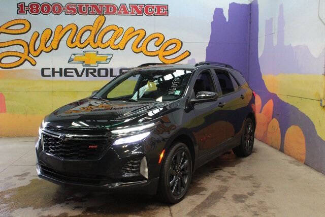 Used 2022 Chevrolet Equinox RS with VIN 2GNAXWEV0N6108972 for sale in Grand Ledge, MI
