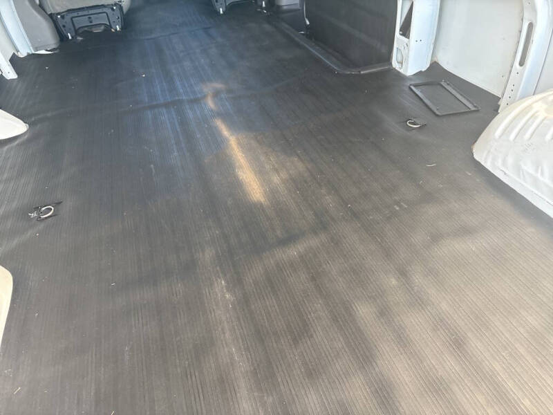 2023 Chevrolet Express 2500