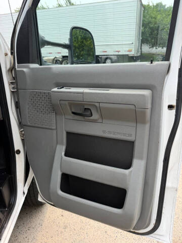 2012 Ford E-Series E-350 SD