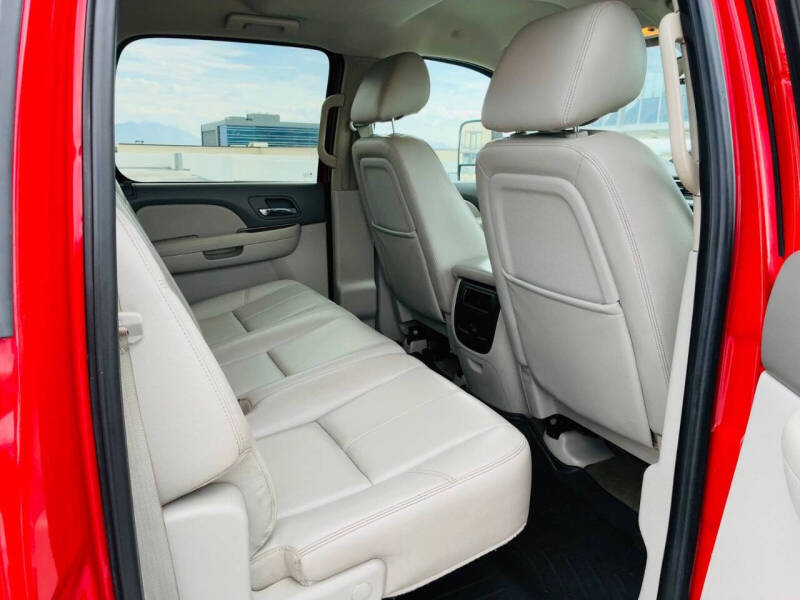 2011 GMC Sierra 3500HD SLT