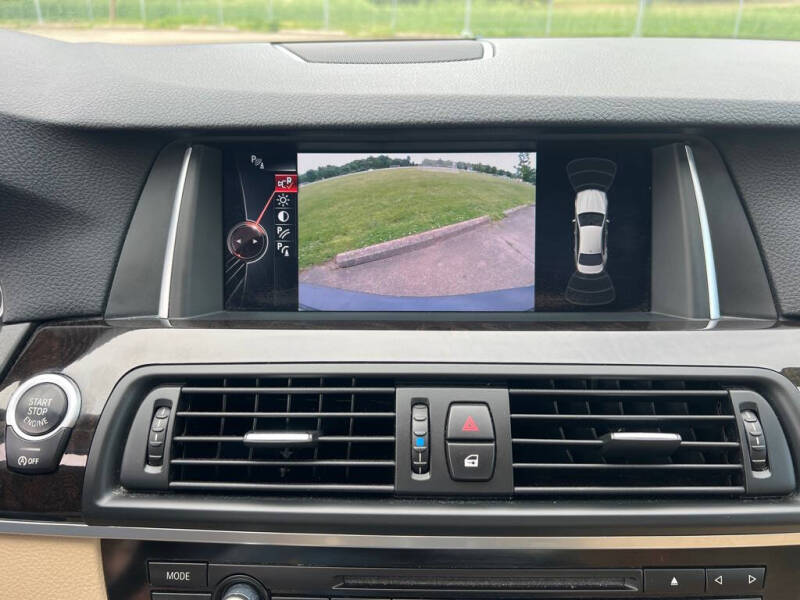 2015 BMW 5 Series 528i xDrive