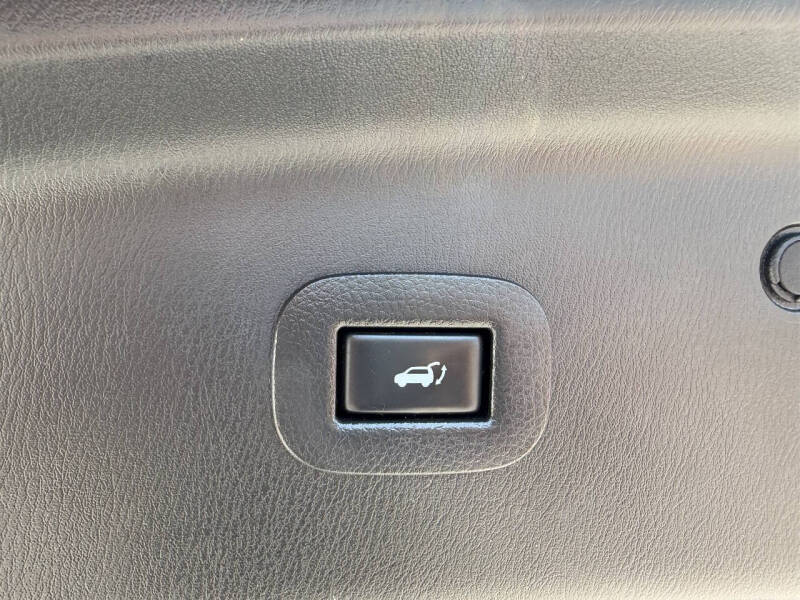 2012 Infiniti QX56