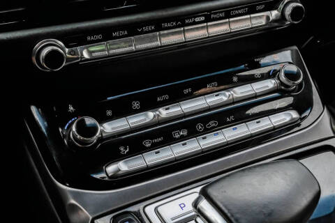 2019 Genesis G90