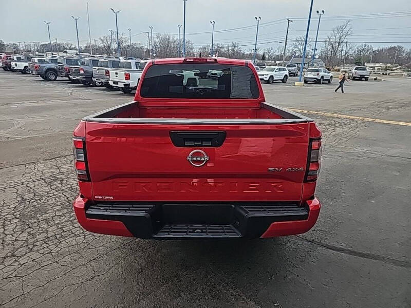 2024 Nissan Frontier SV