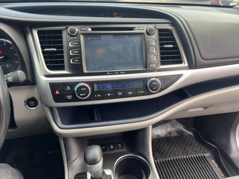 2017 Toyota Highlander