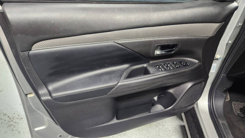 2020 Mitsubishi Outlander SEL