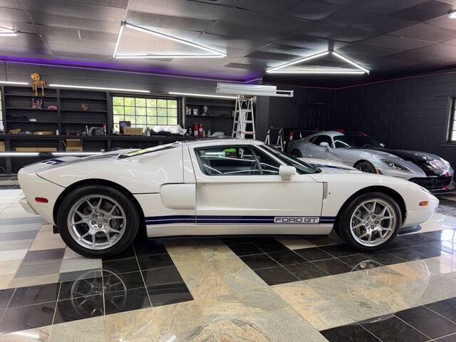 2005 Ford GT