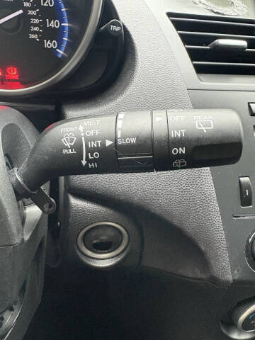 2013 Mazda MAZDA3 i Touring