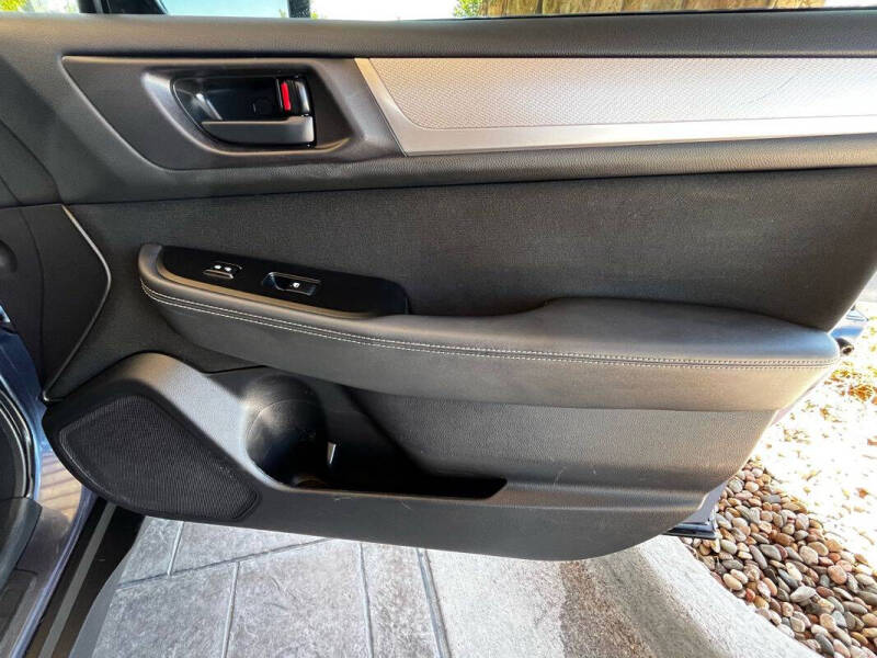 2017 Subaru Outback 2.5i