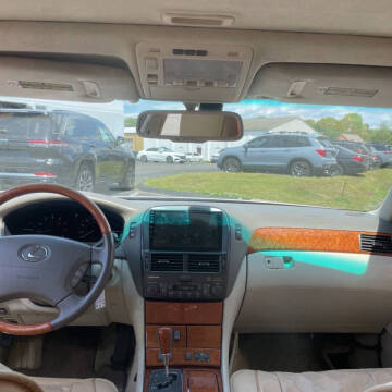 2004 Lexus LS 430