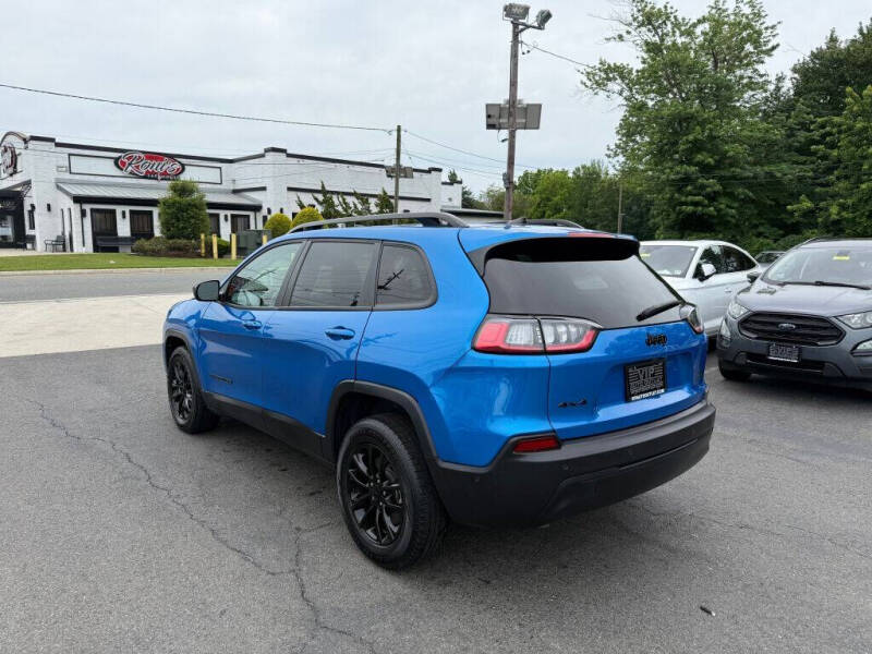 2023 Jeep Cherokee Altitude Lux