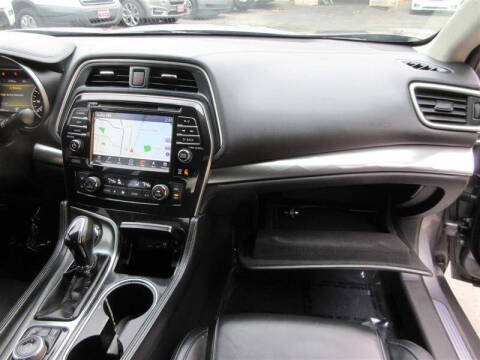 2017 Nissan Maxima 3.5 SR