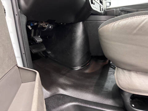 2023 Chevrolet Express 2500