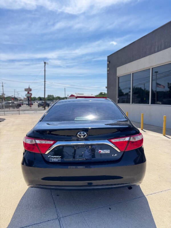 2017 Toyota Camry LE