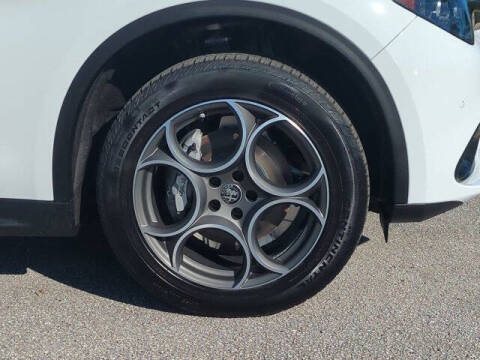 2025 Alfa Romeo Stelvio