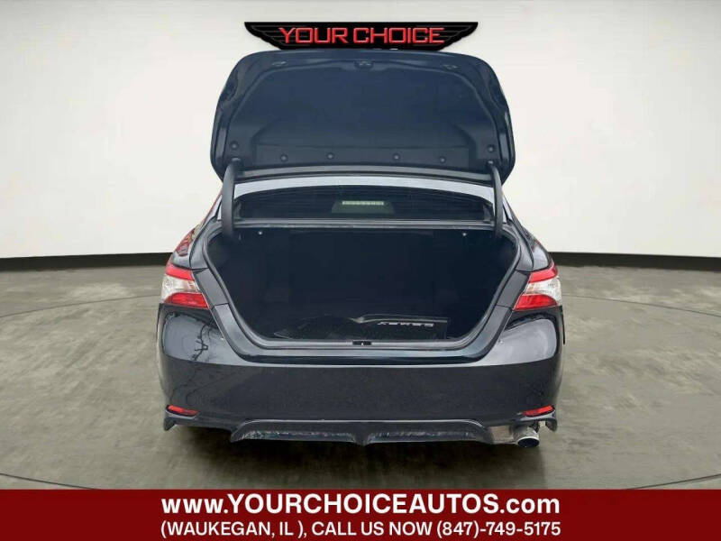 2018 Toyota Camry SE